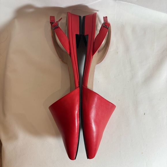 MATT & NAT Sz 40 Pointy Toe Vegan Leather Slingback Sandals Low Heel in Red - Picture 9 of 10